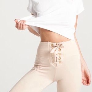 ARE YOU AM I Strike Leggings